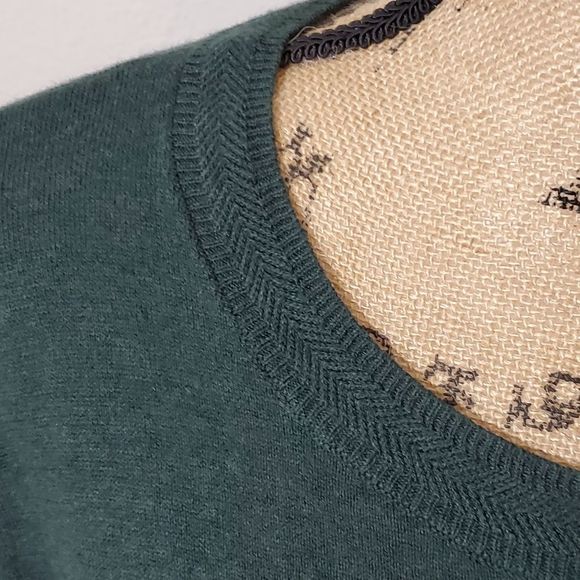 Talbots cable knit trim‎ collar and wrists hunter green sweater size medium NEW! - Picture 4 of 7